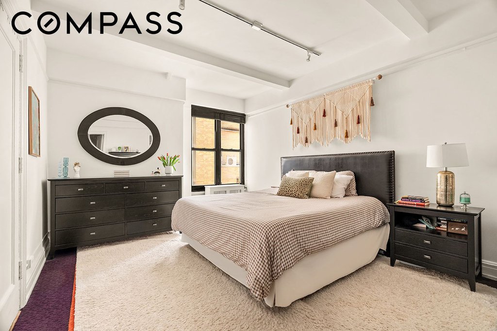 12 West 72nd Street, Unit 11E photo 7