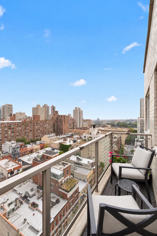 400 East 77th Street, Unit 19A photo 9