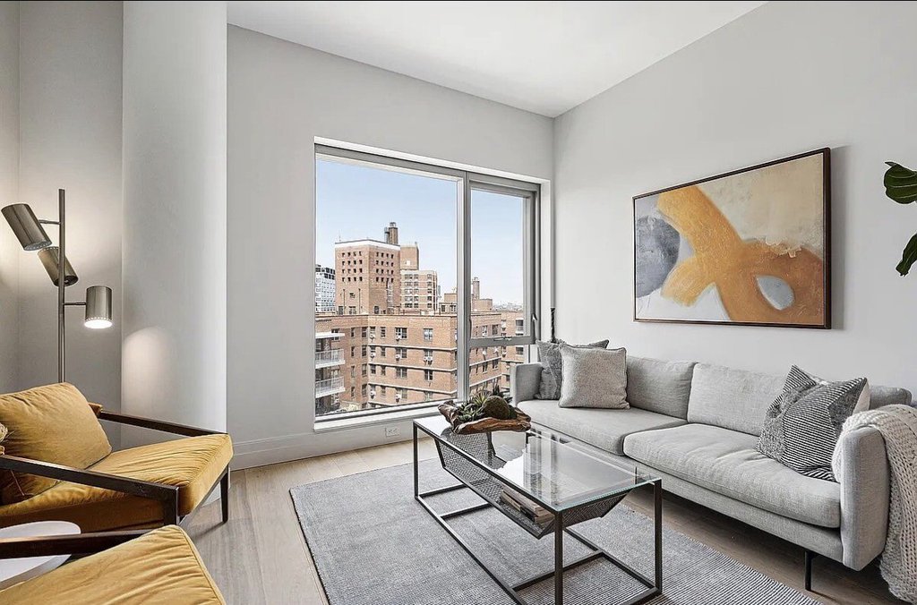 222 East Broadway, Unit 11C photo 4