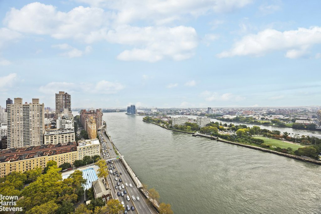 530 East 76th Street, Unit 29D photo 5