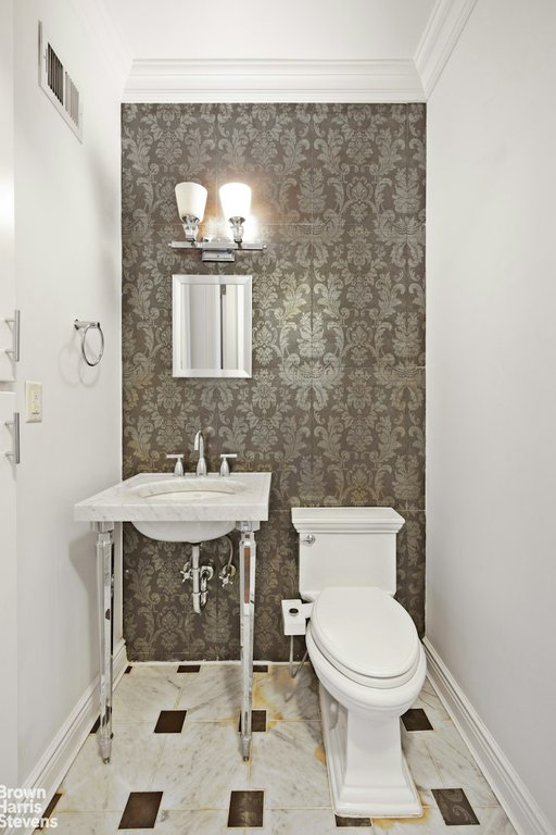 530 East 76th Street, Unit 29D photo 7