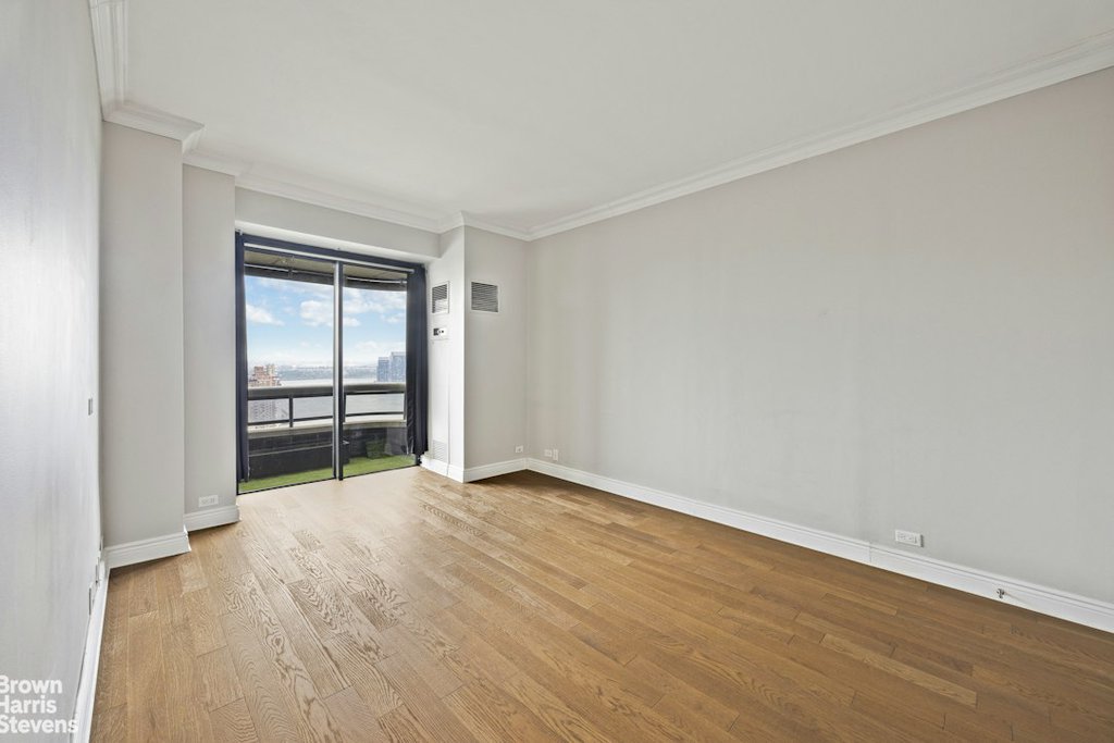 530 East 76th Street, Unit 29D photo 9