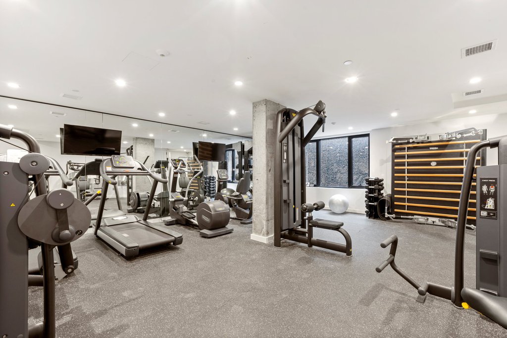 860 Lorimer Street, Unit 2D photo 7
