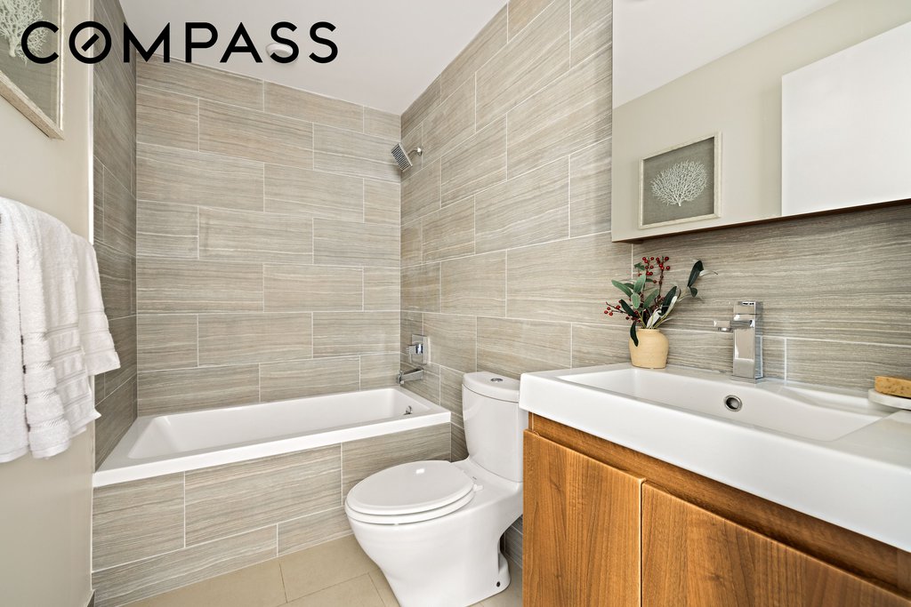 305 Cooper Street, Unit PH1 photo 7