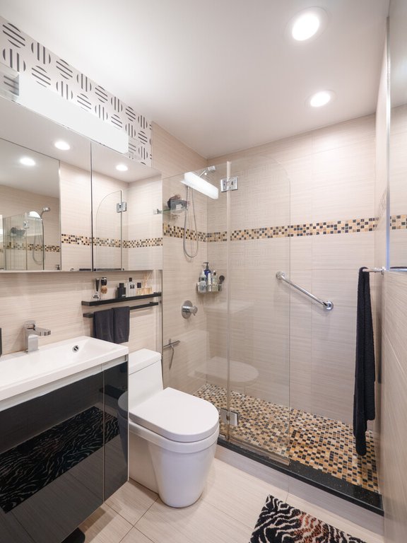 300 East 95th Street, Unit 5A photo 12