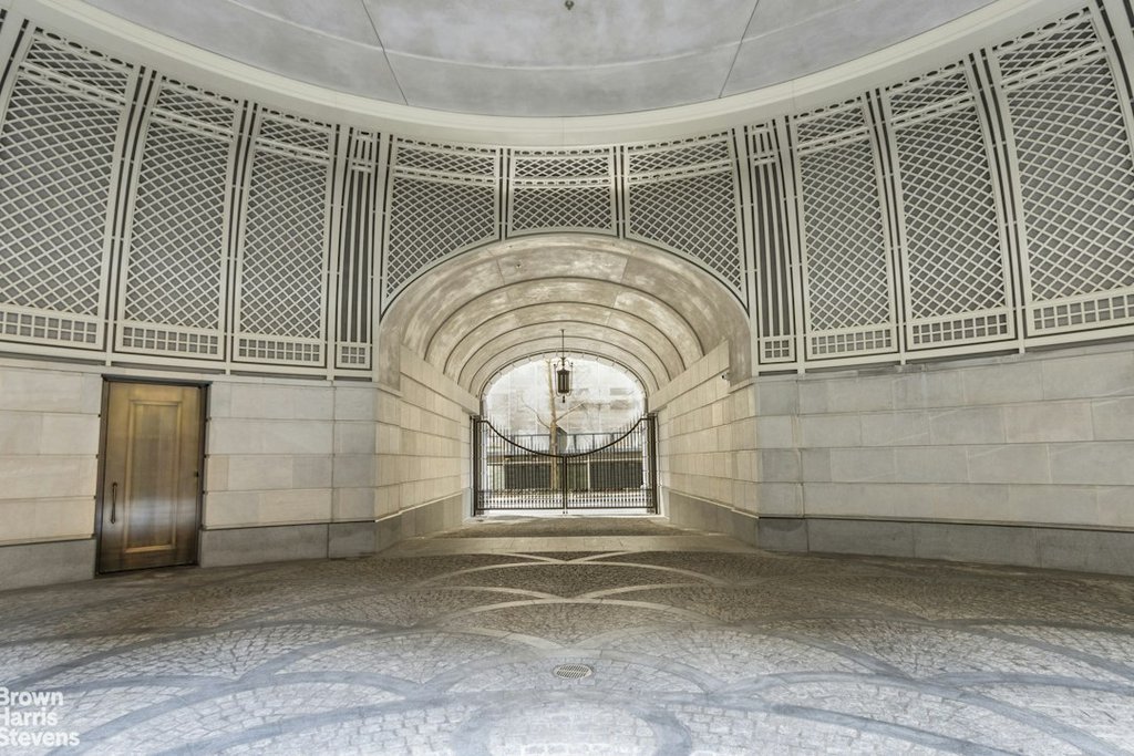 20 East End Avenue, Unit 6A photo 18