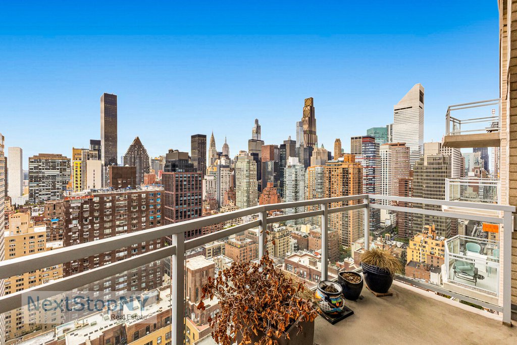 400 East 56th Street, Unit 34P