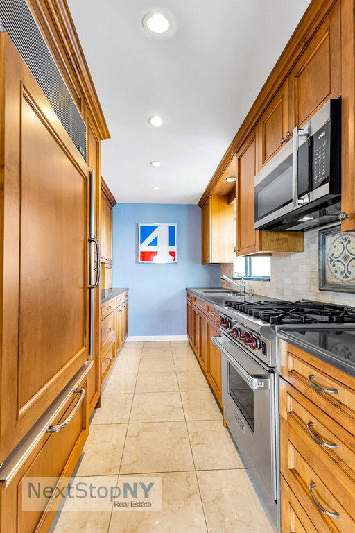 400 East 56th Street, Unit 34P photo 6