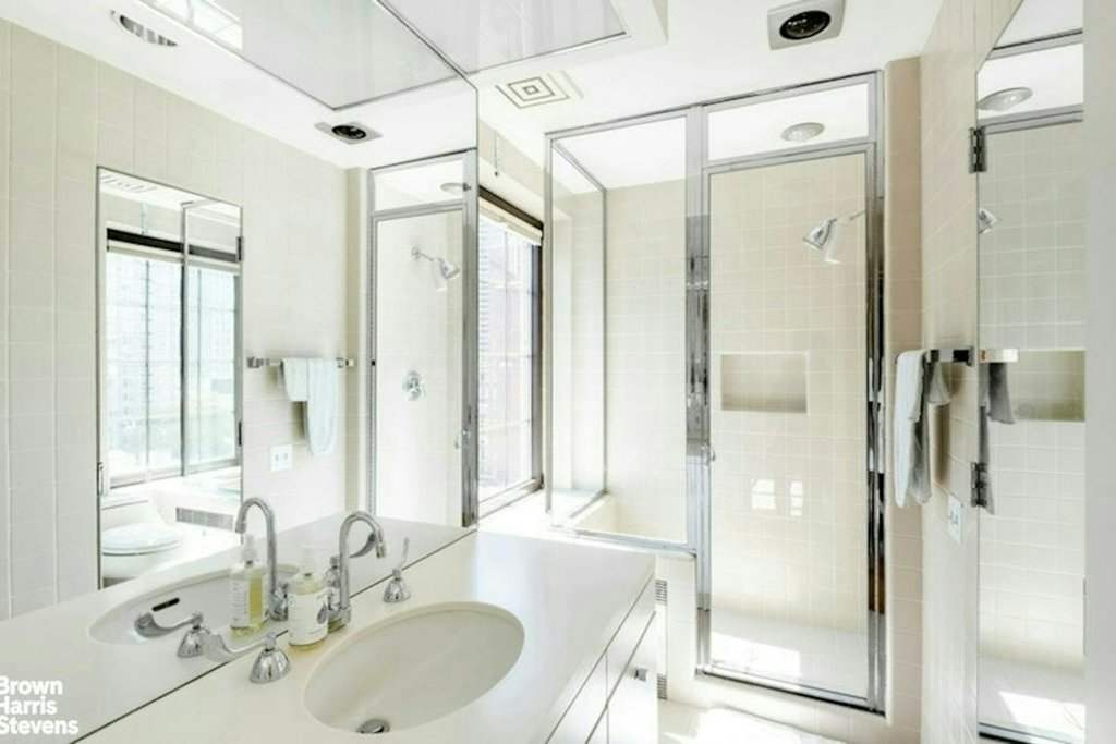 133 East 64th Street, Unit PHS photo 17