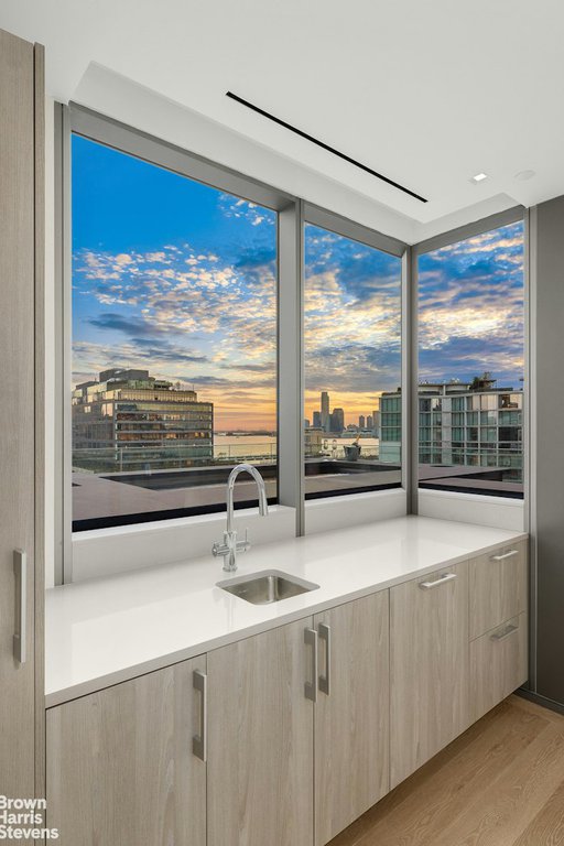 601 Washington Street, Unit PHE photo 29