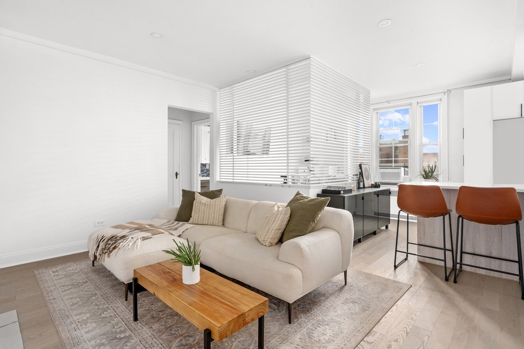 68-10 108th Street, Unit 6G photo 4