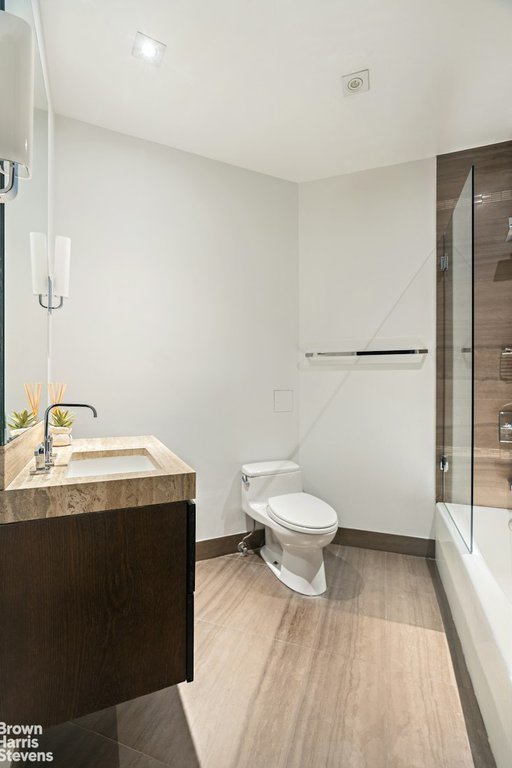 165 Duane Street, Unit 3D photo 6