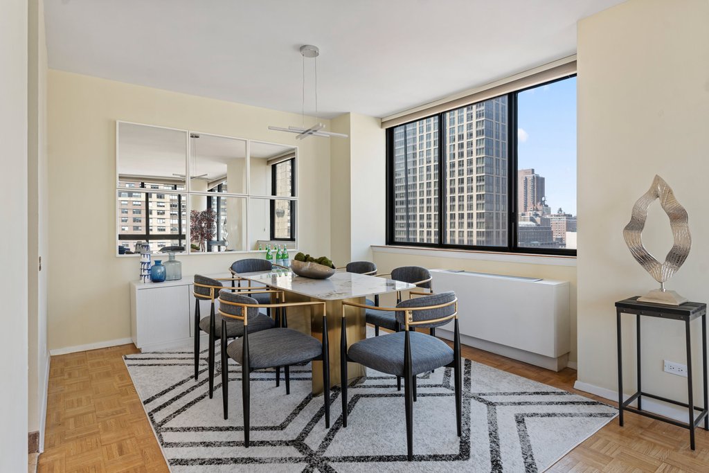 245 East 93rd Street, Unit 22G photo 3
