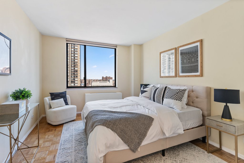 245 East 93rd Street, Unit 22G photo 8
