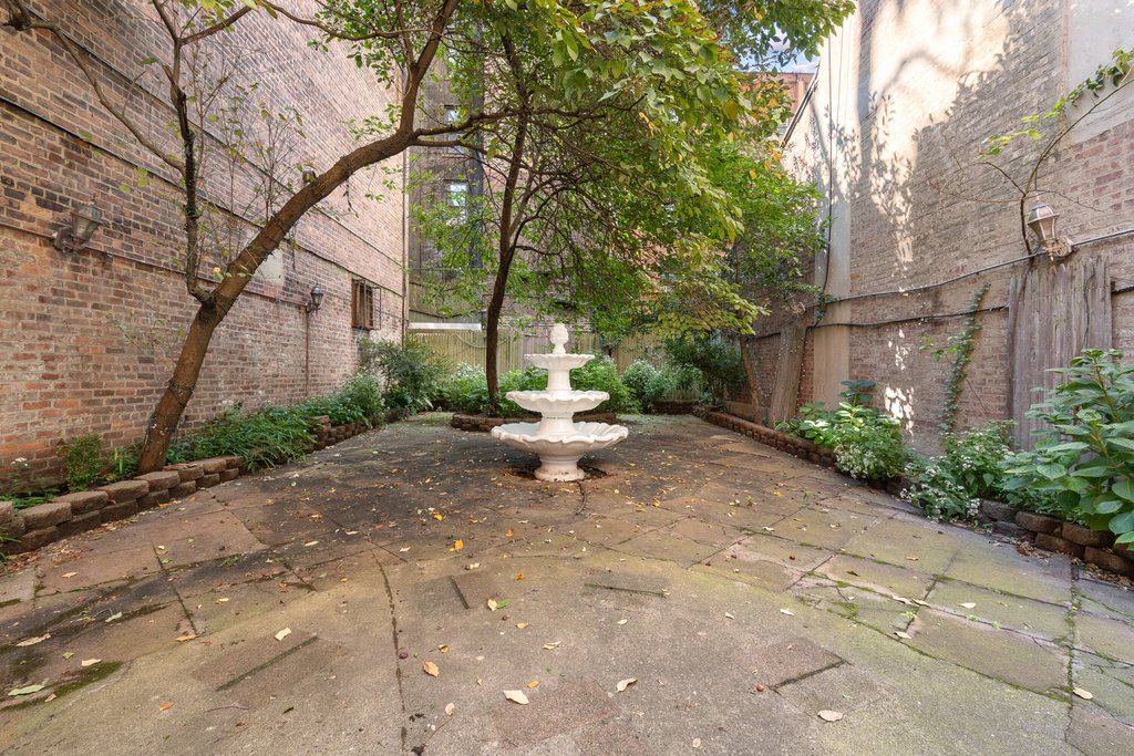 212 West 14th Street – For Sale photo 6