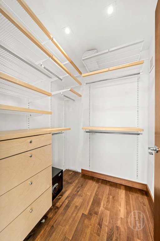 400 Fifth Avenue, Unit 45G photo 11