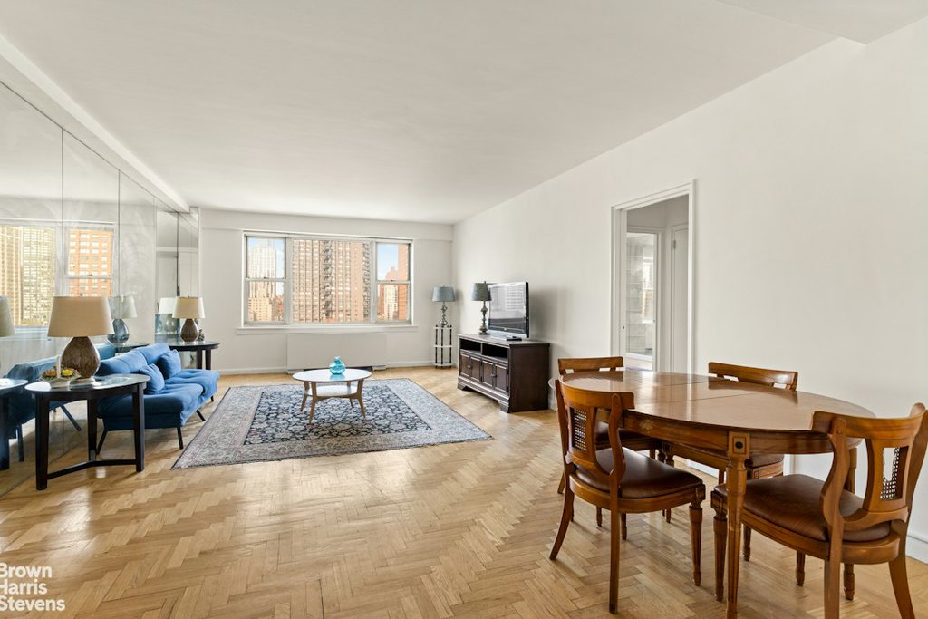 200 East End Avenue, Unit 17N