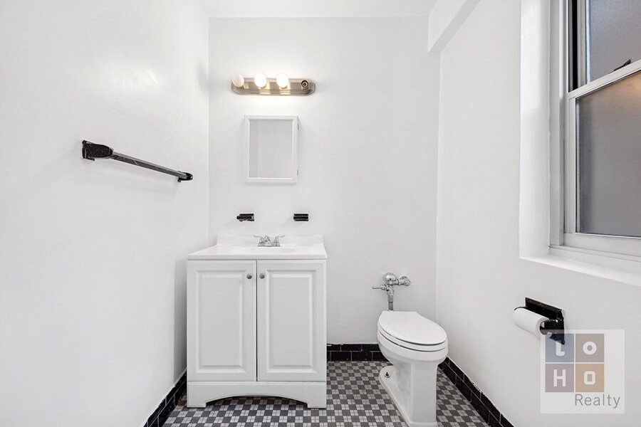 575 Grand Street, Unit 1105 photo 8