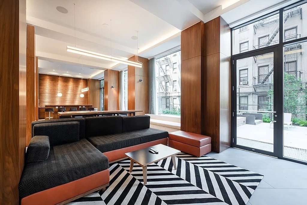 250 East Houston Street, Unit 2B photo 16