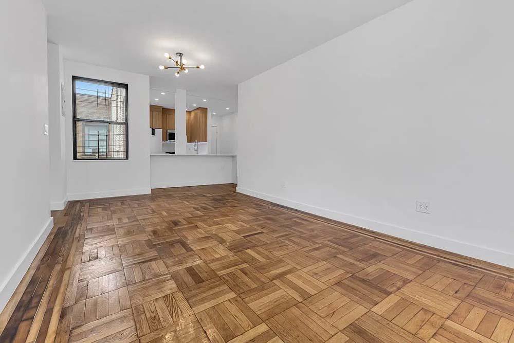 712 West 175th Street, Unit 4H photo 2