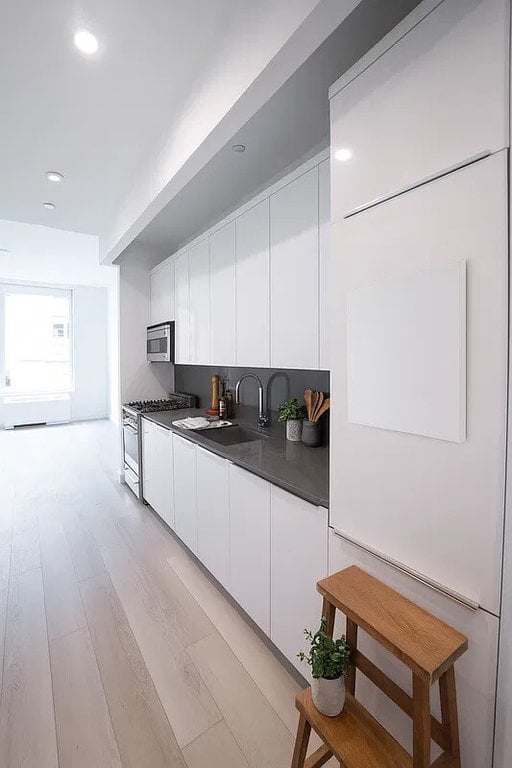 180 Water Street, Unit 2605 photo 3