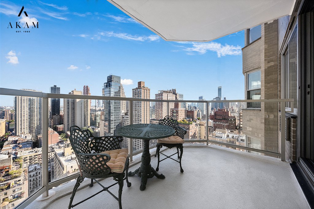 300 East 74th Street, Unit 27A