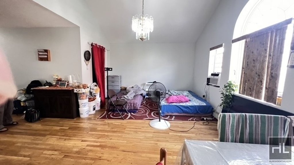 2810 Beverley Road, Unit 3 photo 3