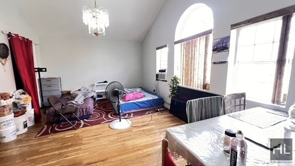 2810 Beverley Road, Unit 3 photo 4