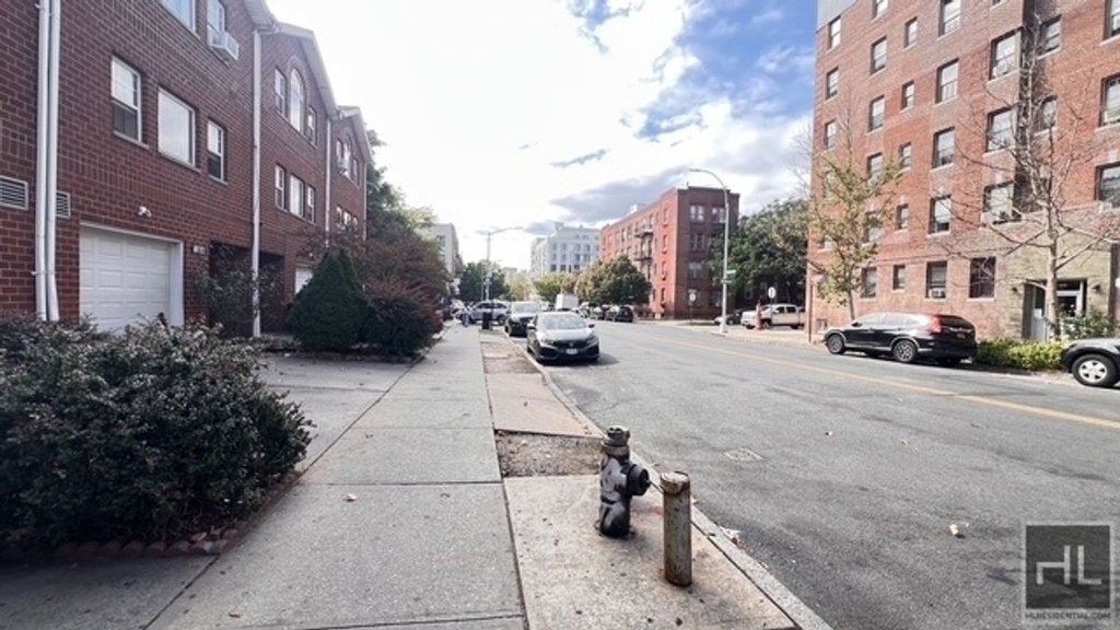 2810 Beverley Road, Unit 3 photo 19