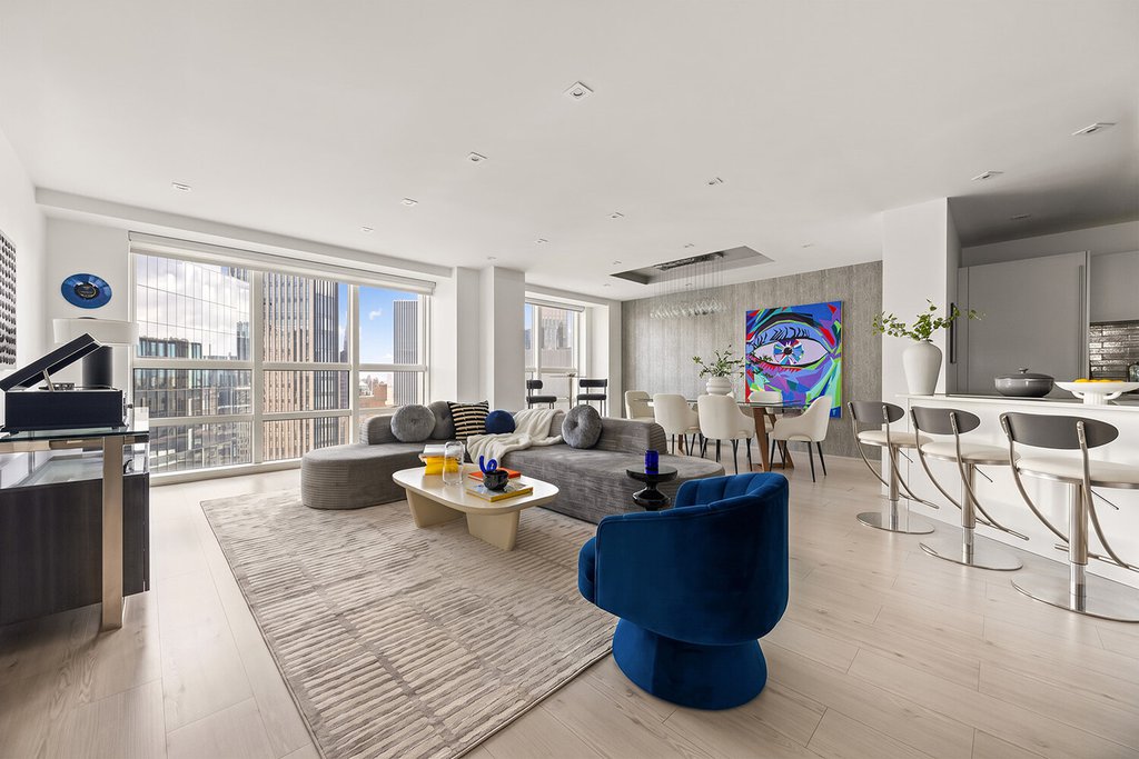 146 West 57th Street, Unit 45A photo 4