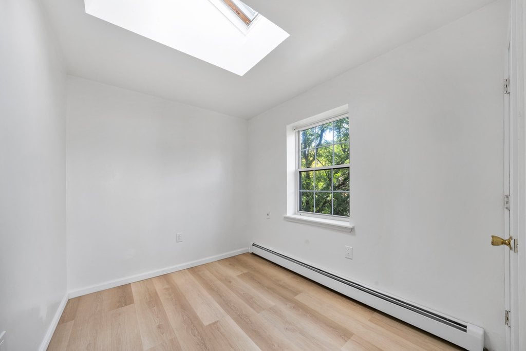 1 Monroe Street, Unit 3 photo 5