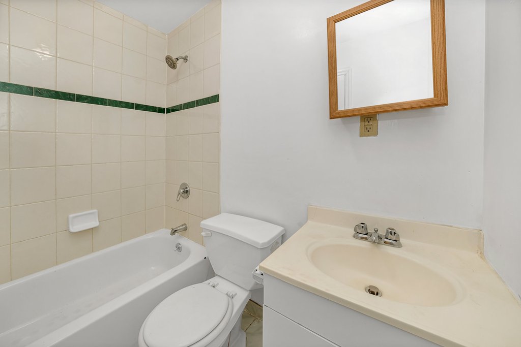 1 Monroe Street, Unit 3 photo 8