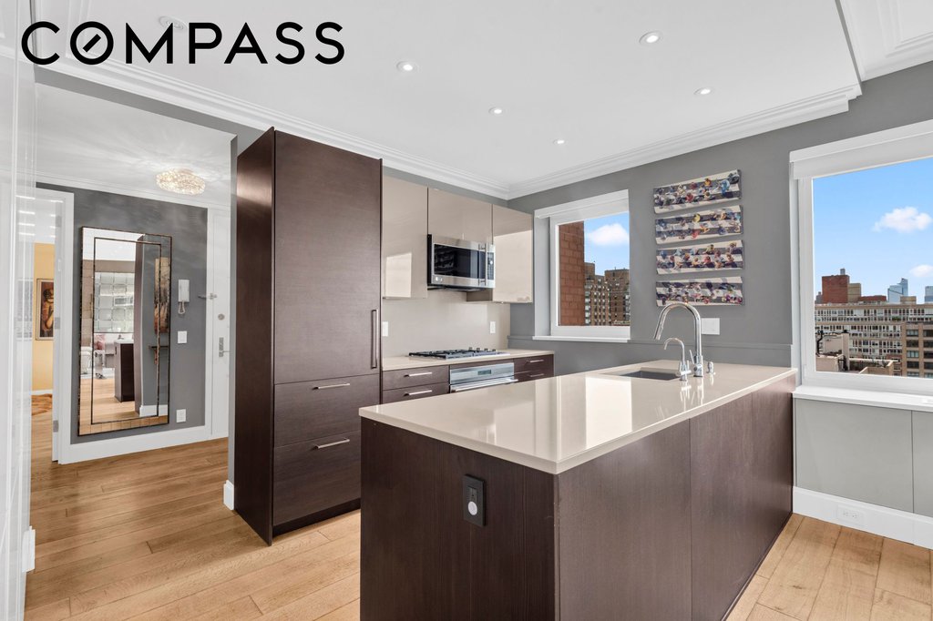 250 West 90th Street, Unit PH4A photo 3