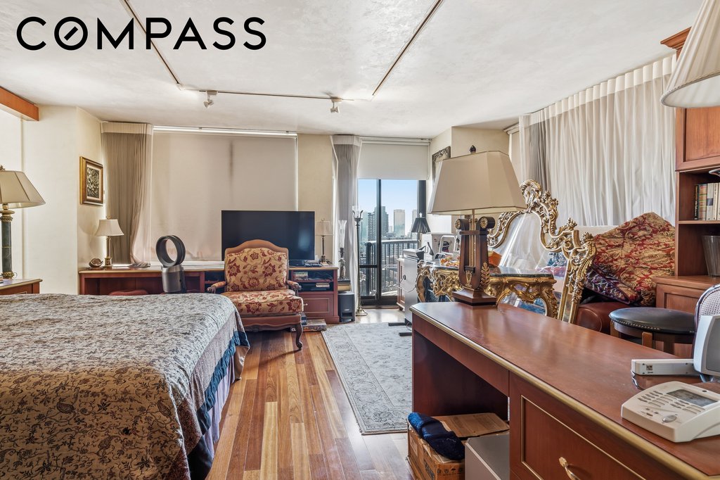 304 East 65th Street, Unit 24C photo 3