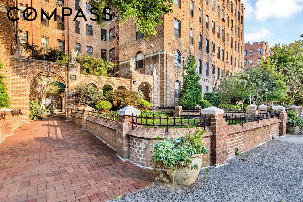 71 Ocean Parkway, Unit 5N photo 10