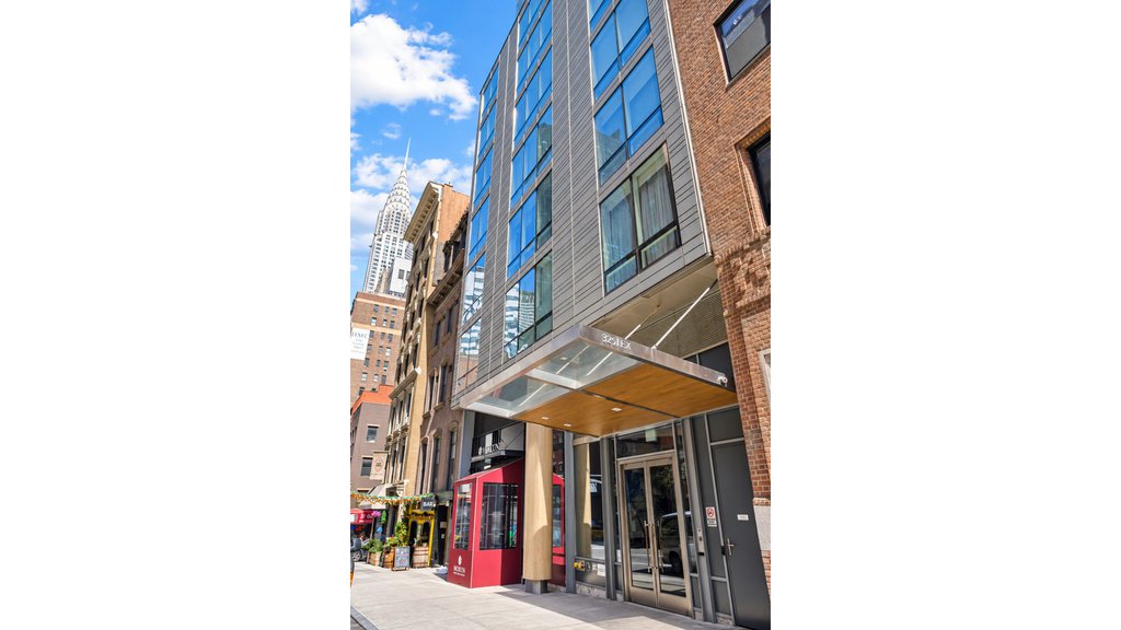 325 Lexington Avenue, Unit 24D photo 6