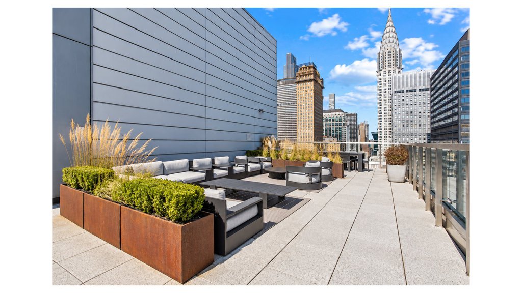 325 Lexington Avenue, Unit 24D photo 11