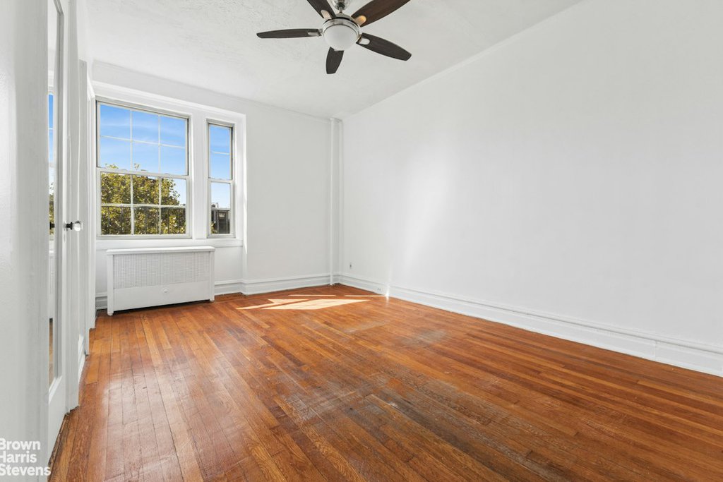 225 Lincoln Place, Unit 5H photo 7