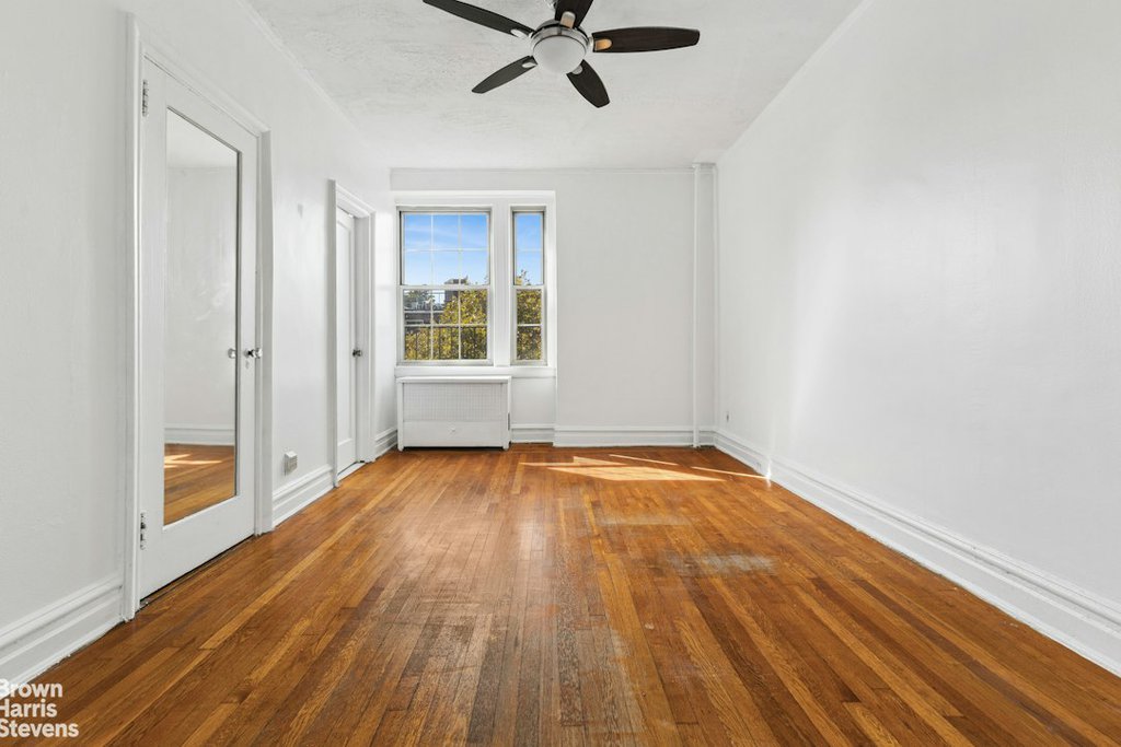225 Lincoln Place, Unit 5H photo 8