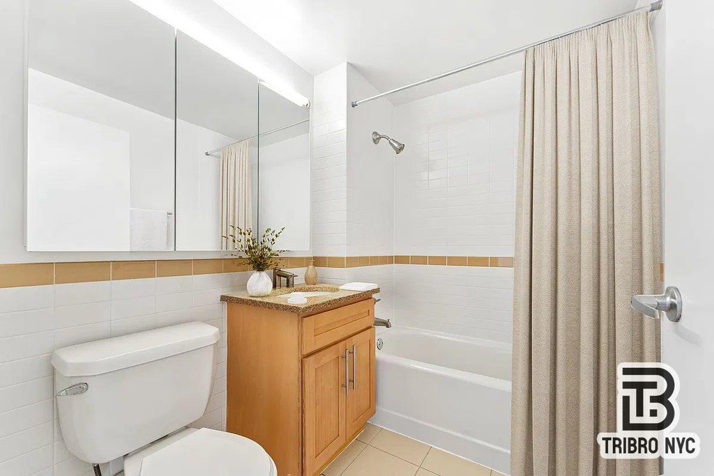215 East 124th Street, Unit 11 photo 4