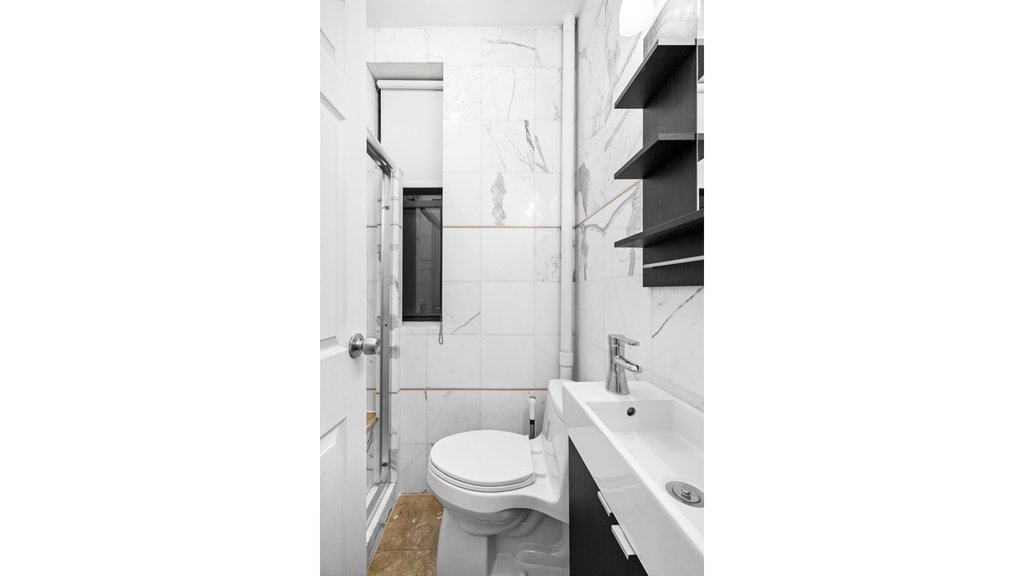 212 East 84th Street, Unit 1A photo 7
