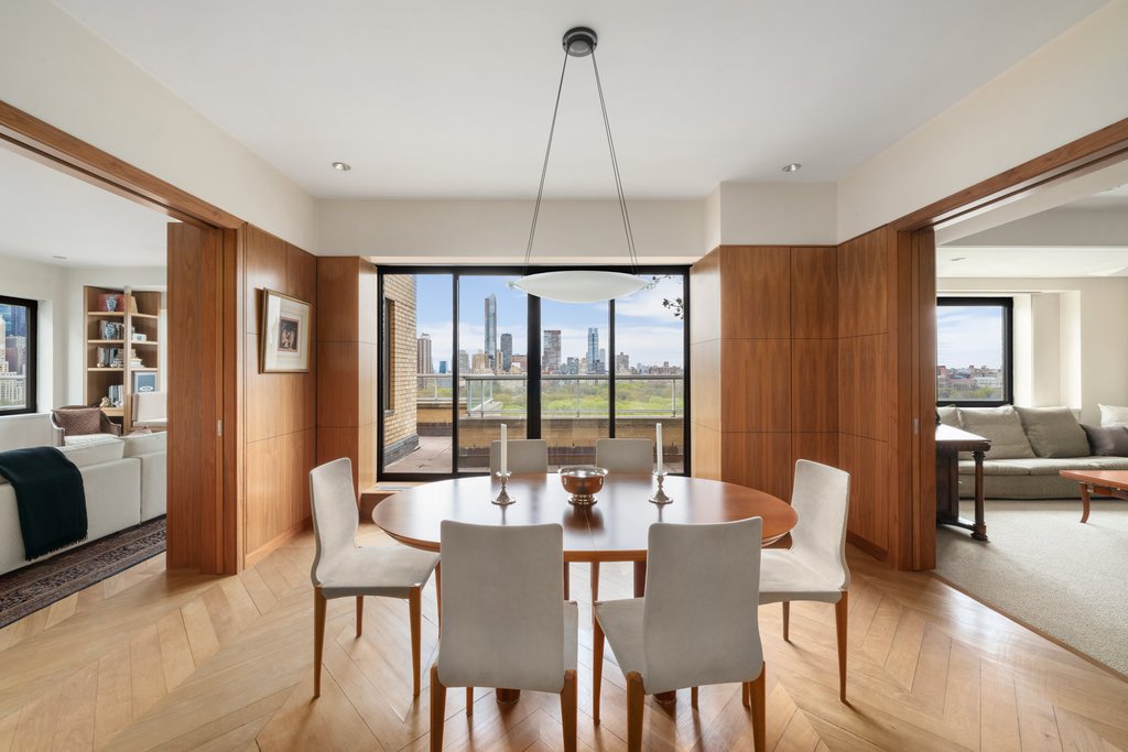 860 Fifth Avenue, Unit PH21H photo 2