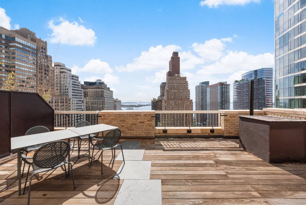 88 Greenwich Street, Unit 2101 photo 4