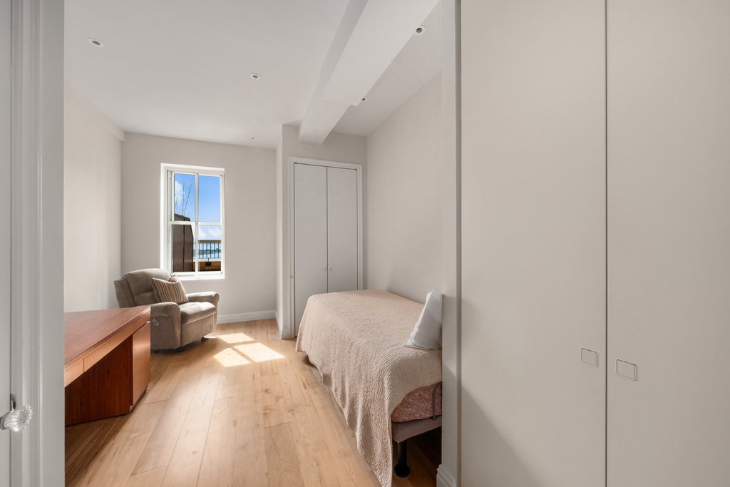 88 Greenwich Street, Unit 2101 photo 11