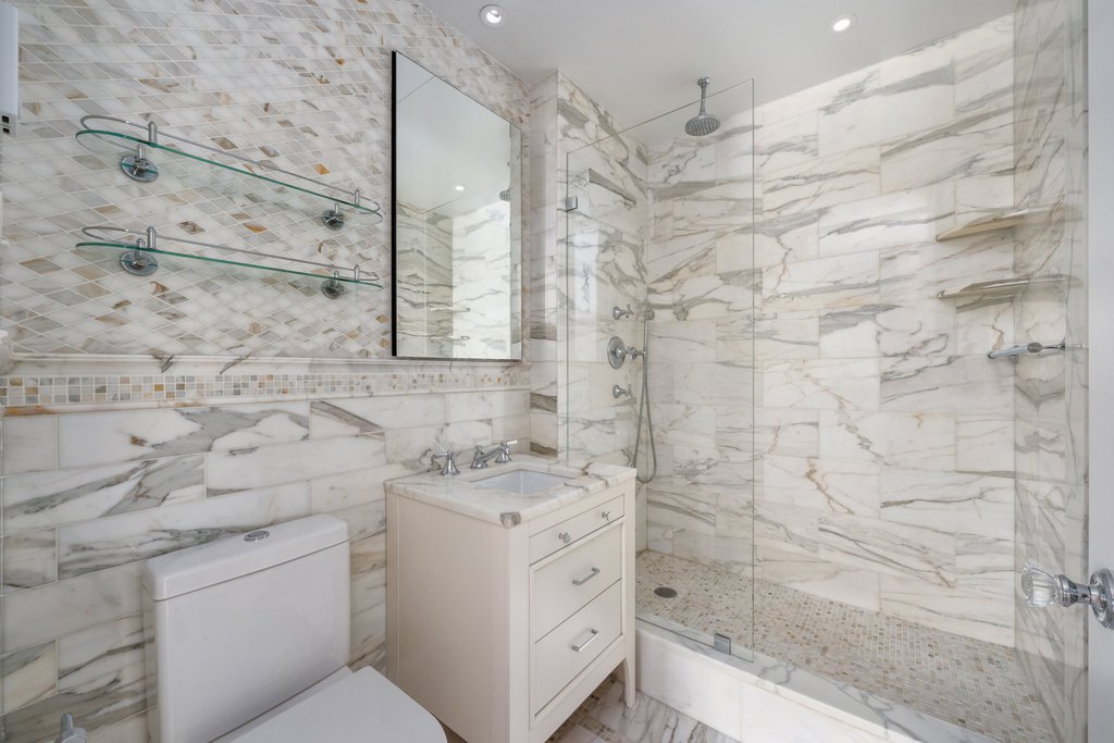 88 Greenwich Street, Unit 2101 photo 12