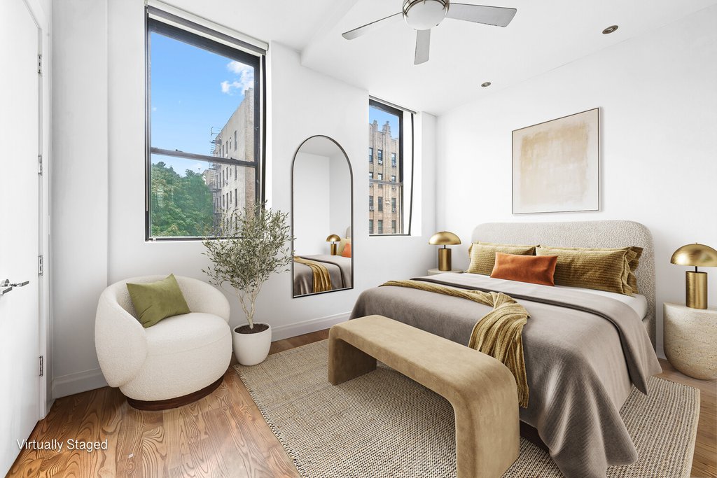 198 Roebling Street, Unit 3A photo 3