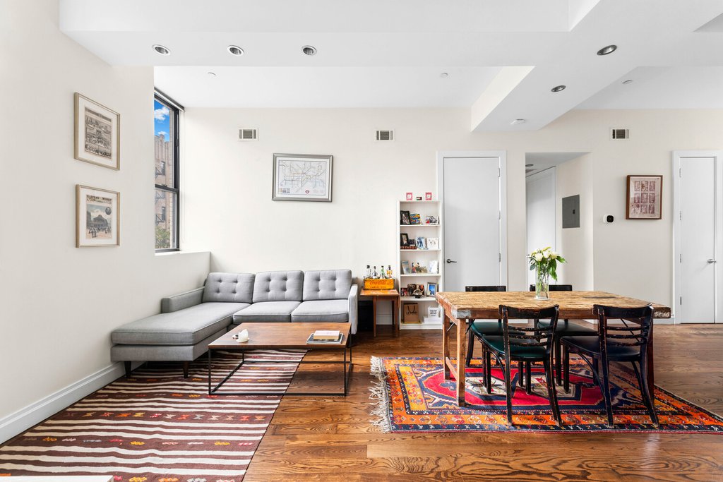 198 Roebling Street, Unit 3A photo 10