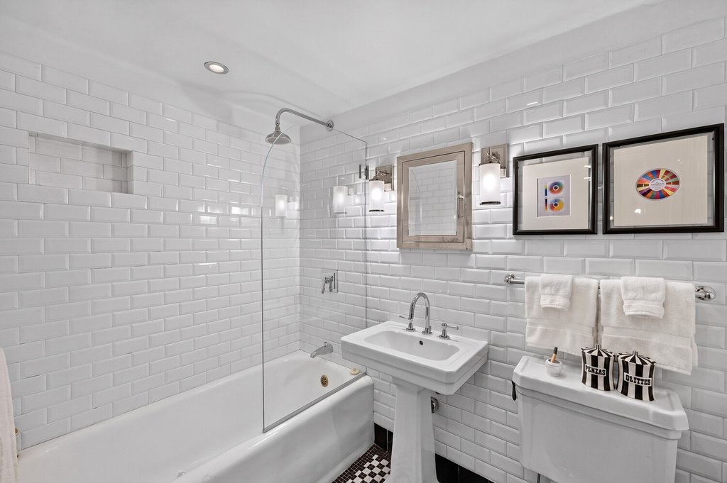 410 West 24th Street, Unit 16K photo 9