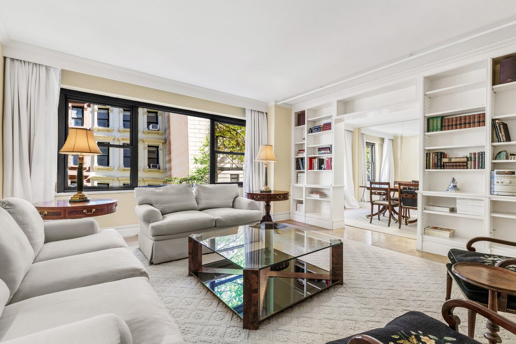 650 Park Avenue, Unit 2C photo 4