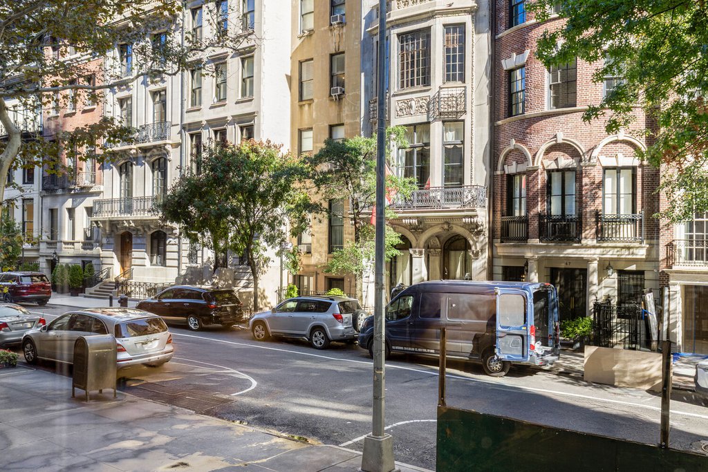 650 Park Avenue, Unit 2C photo 5
